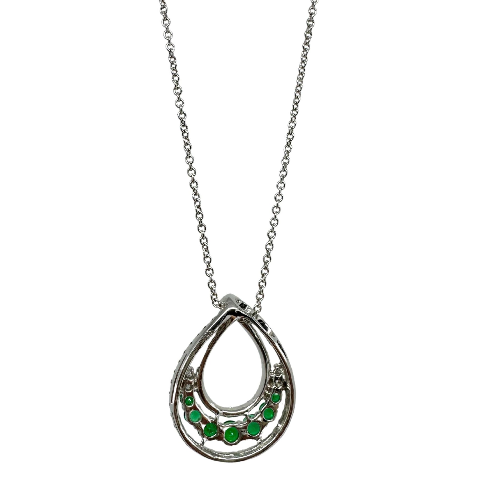 18k White Gold Diamond and Emerald Pendant Necklace