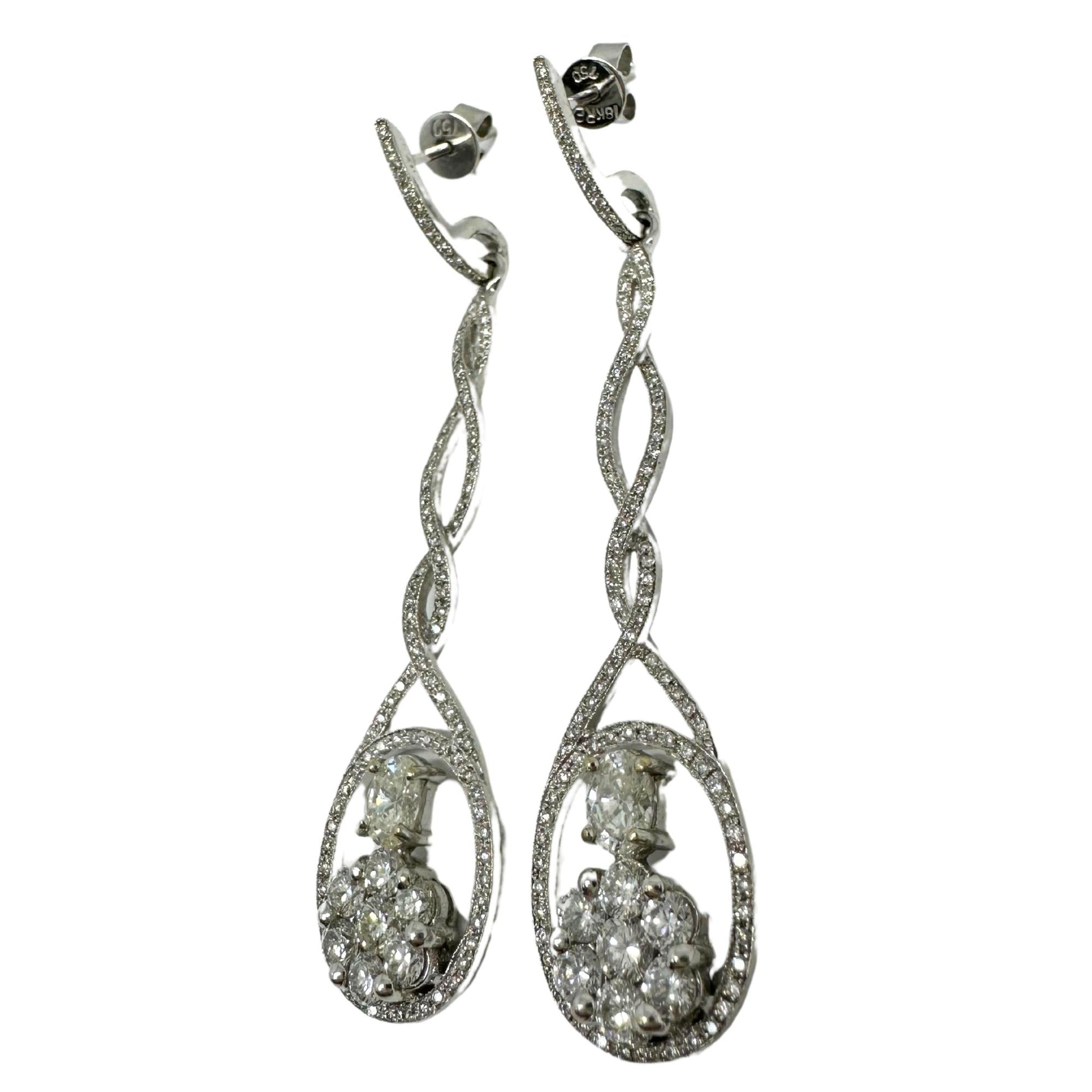 18K White Gold Oval Cut Diamond Drop Earrings