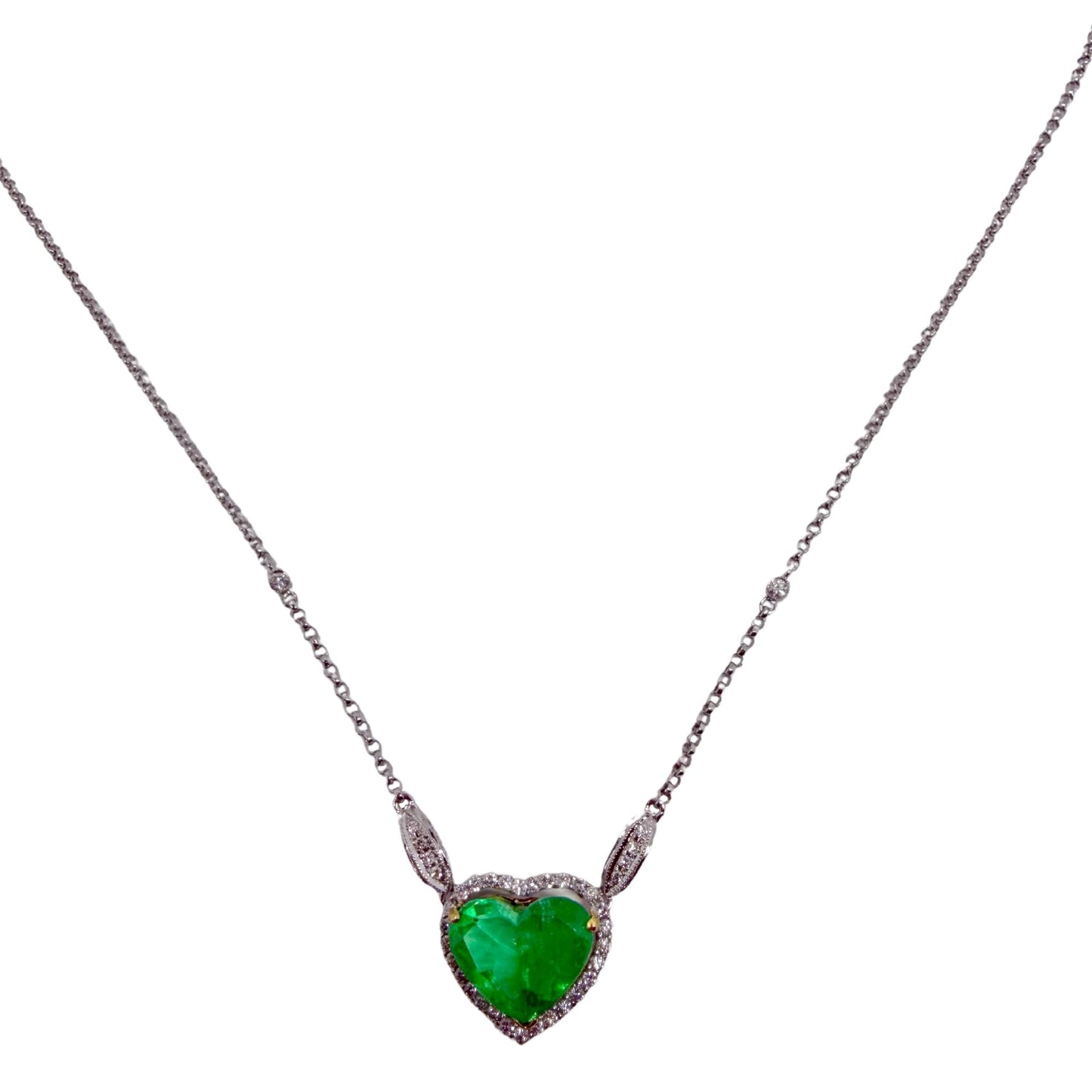 18K Two Tone Diamond and 4.14 Carat Heart Shaped Emerald Necklace