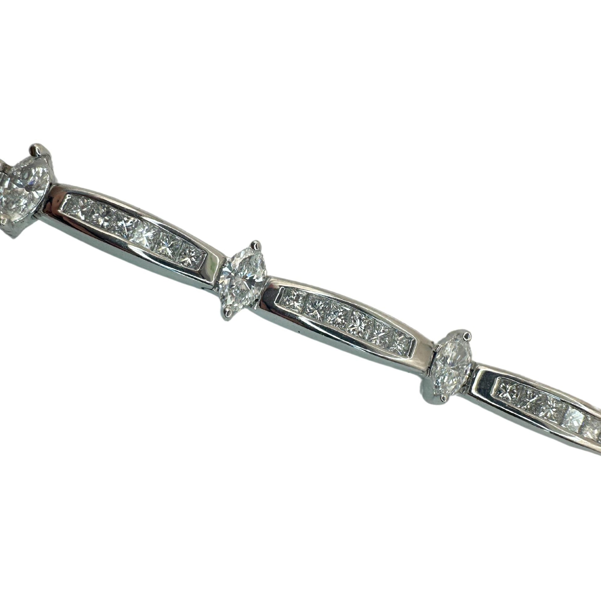 18K 5.02 Carat Diamond Bracelet - 7.5 inches