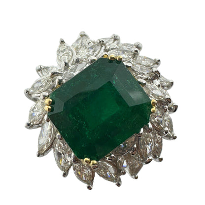 18k White Gold Marquise Diamond and Emerald Ring