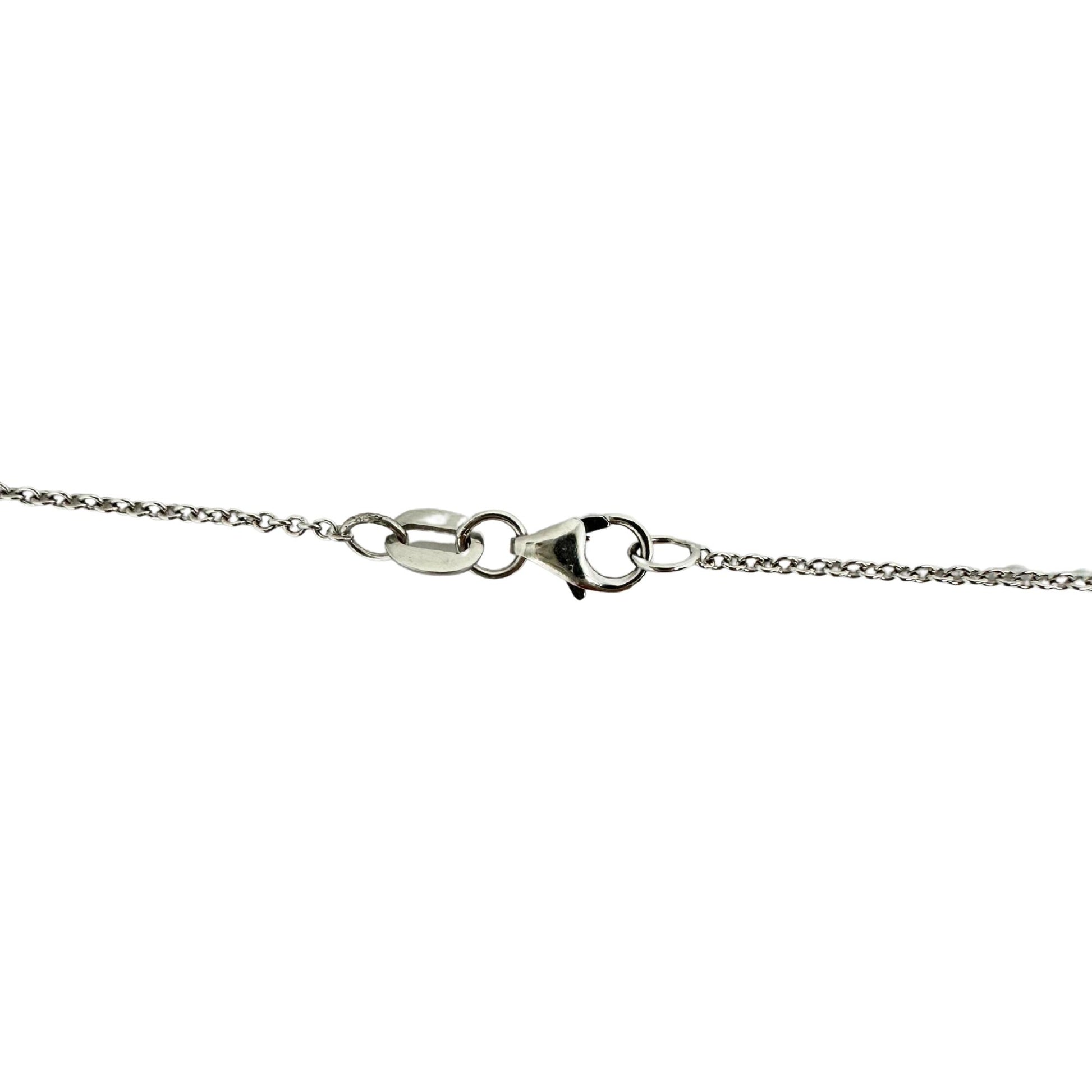 18k White Gold Diamond and Emerald Pendant Necklace