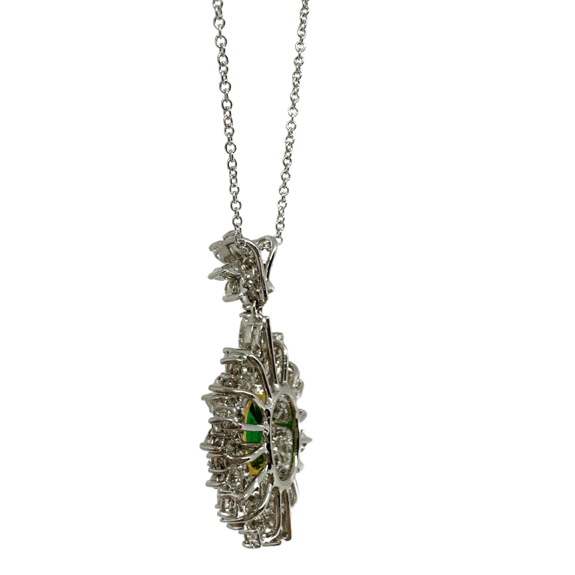 18K White Gold Diamond and Oval Cut Emerald Pendant Necklace