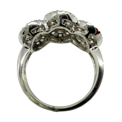 18K White Gold Diamond Cluster Ring
