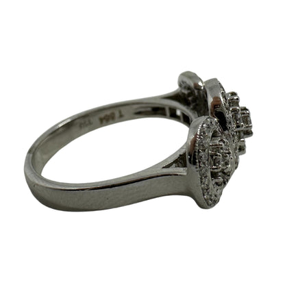 18k White Gold Diamond Cluster Ring