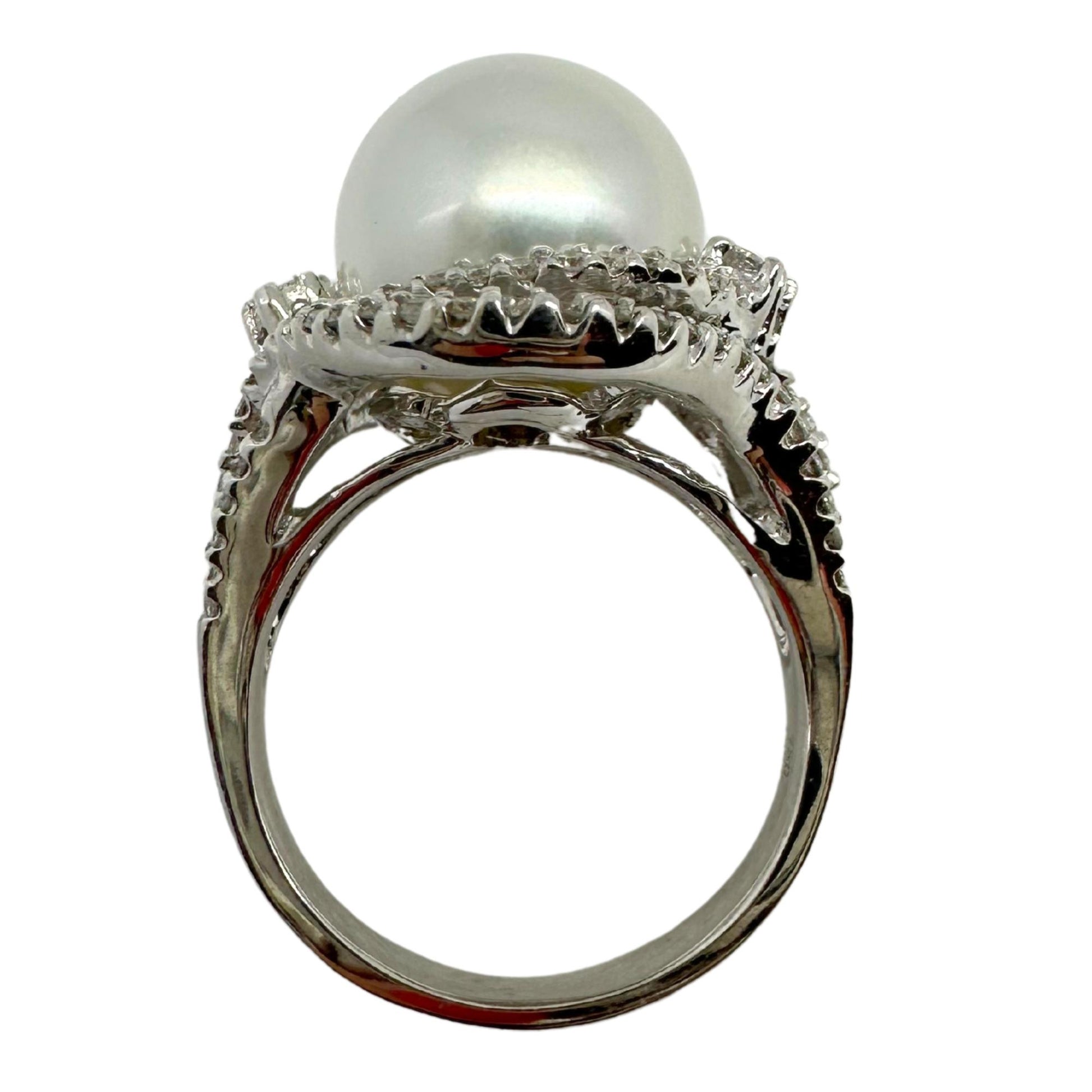 18K White Gold Diamond and Pearl Ring