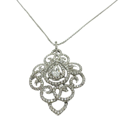 18K White Gold Pear Cut Diamond Pendant Necklace