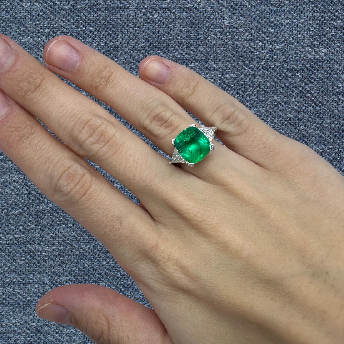 18k White Gold Columbian Cushion Natural Emerald and Trillion Cut Diamond Ring