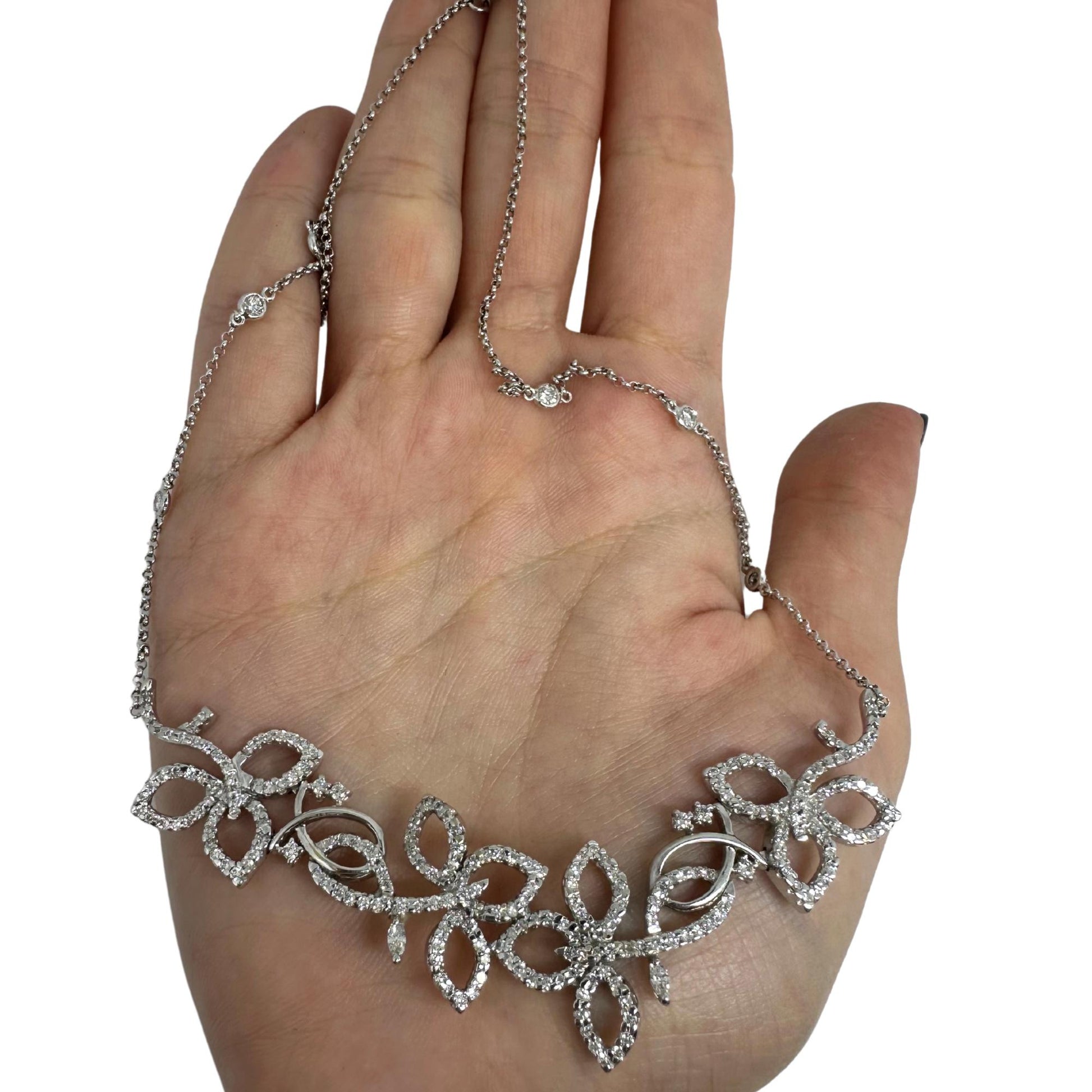 18K White Gold Diamond Necklace