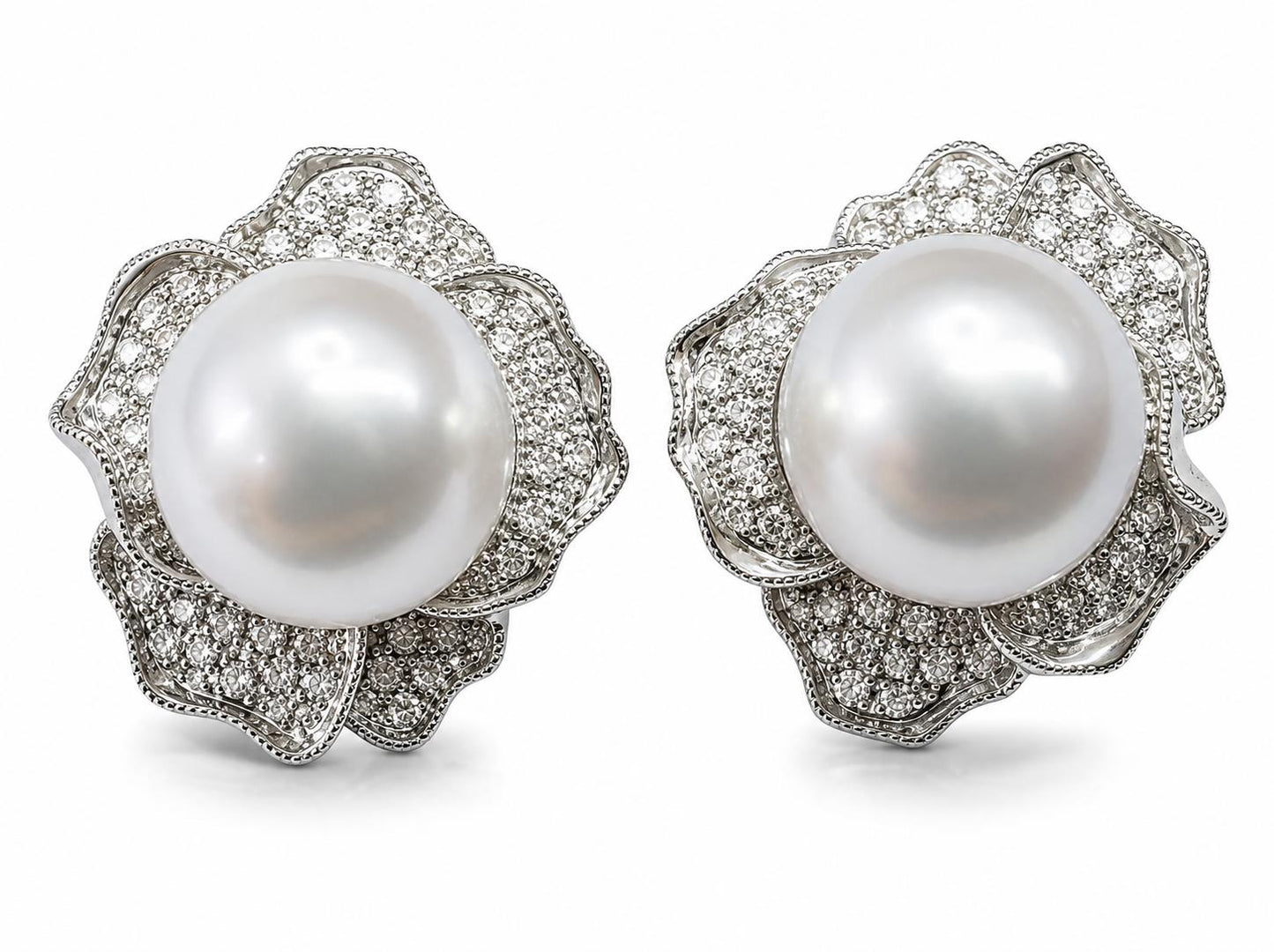 18k White Gold 1.52 Carat Diamond and Pearl Flower Earrings