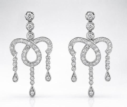 18k White Gold 1.36 Carat Diamond Drop Chandelier Earrings