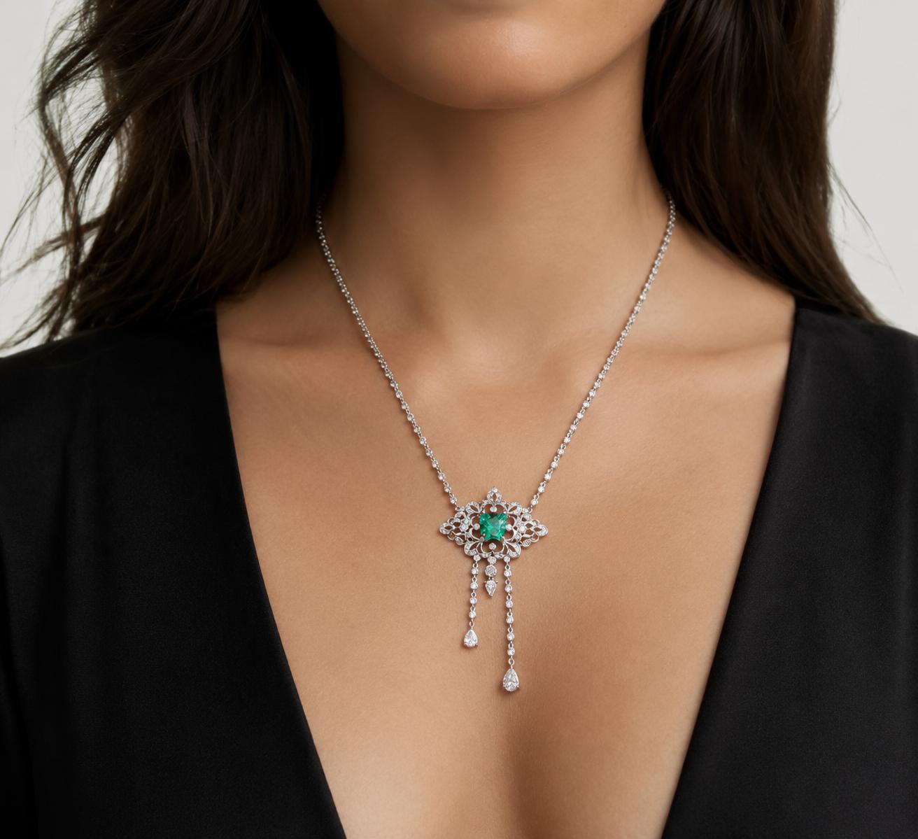 18K White Gold 1.12 Carat Butterfly Shaped Emerald and Diamond Necklace