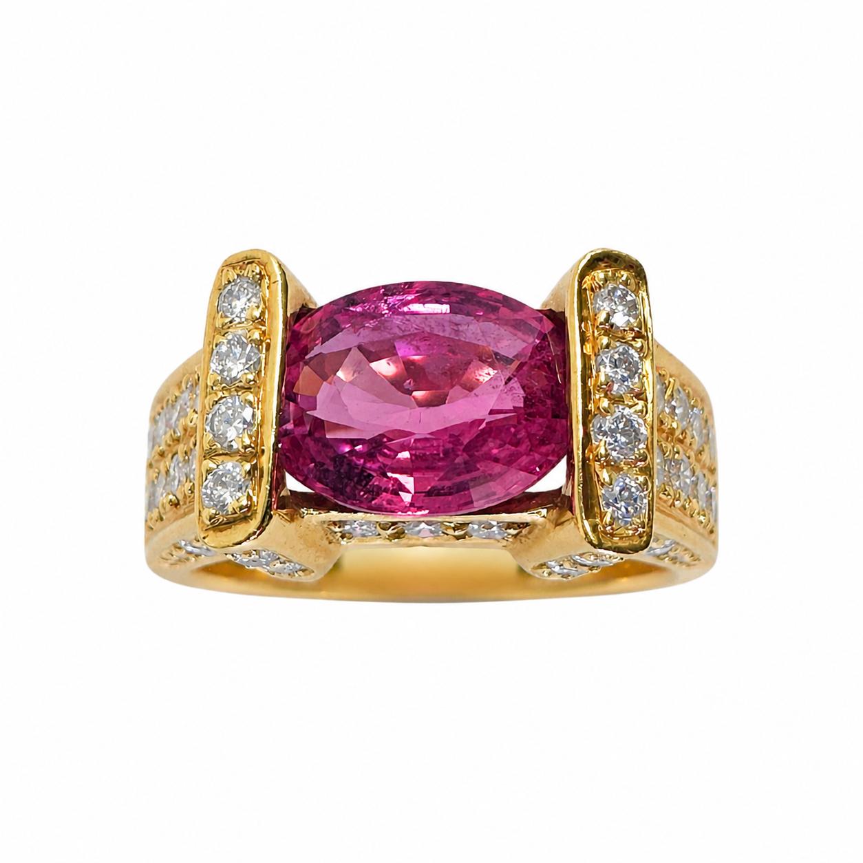 18k Yellow Gold 1.87 Carat Oval Pink Sapphire and Diamond Ring
