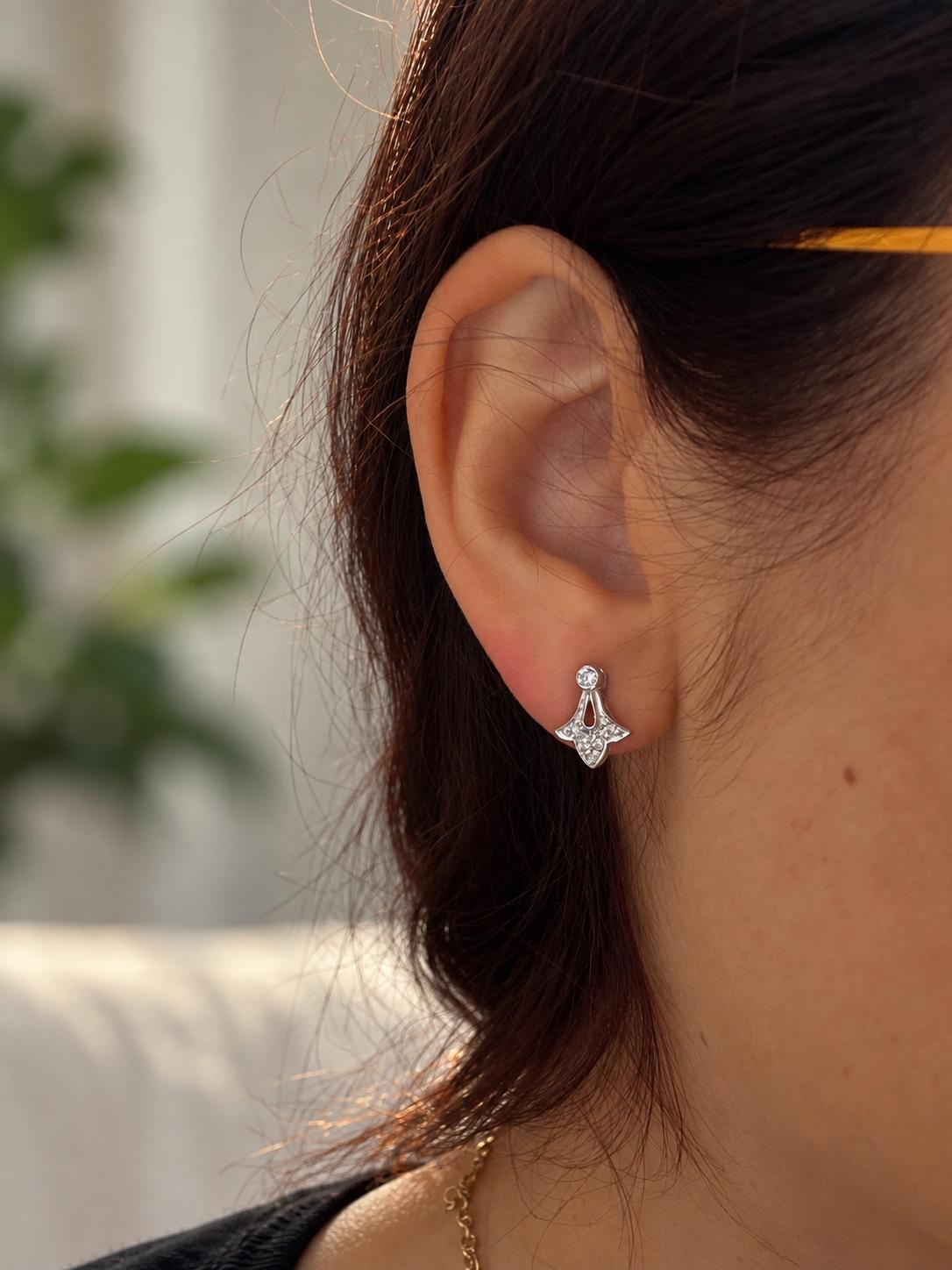 18K White Gold .14 Carat Diamond Studs