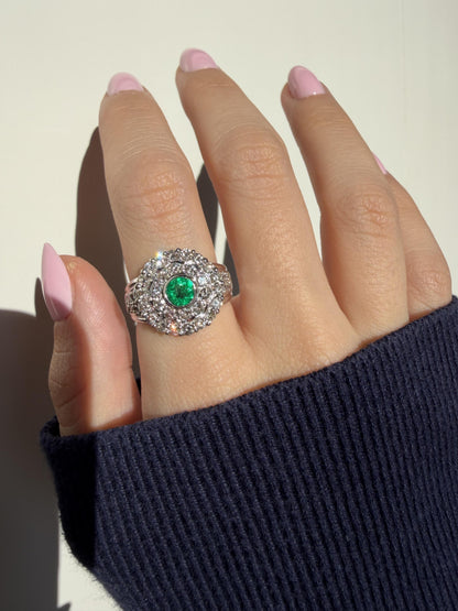 18K White Gold .42 Carat Round Cut Emerald and Diamond Ring - Size 8