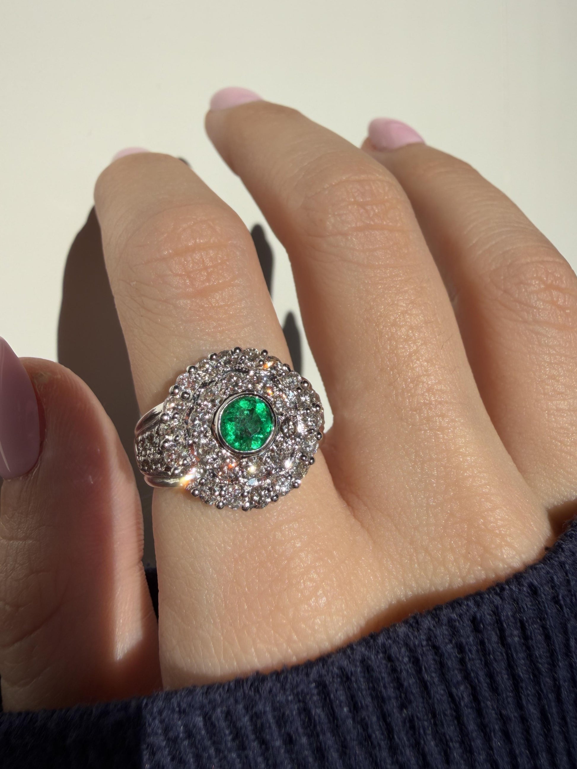 18K White Gold .42 Carat Round Cut Emerald and Diamond Ring - Size 8