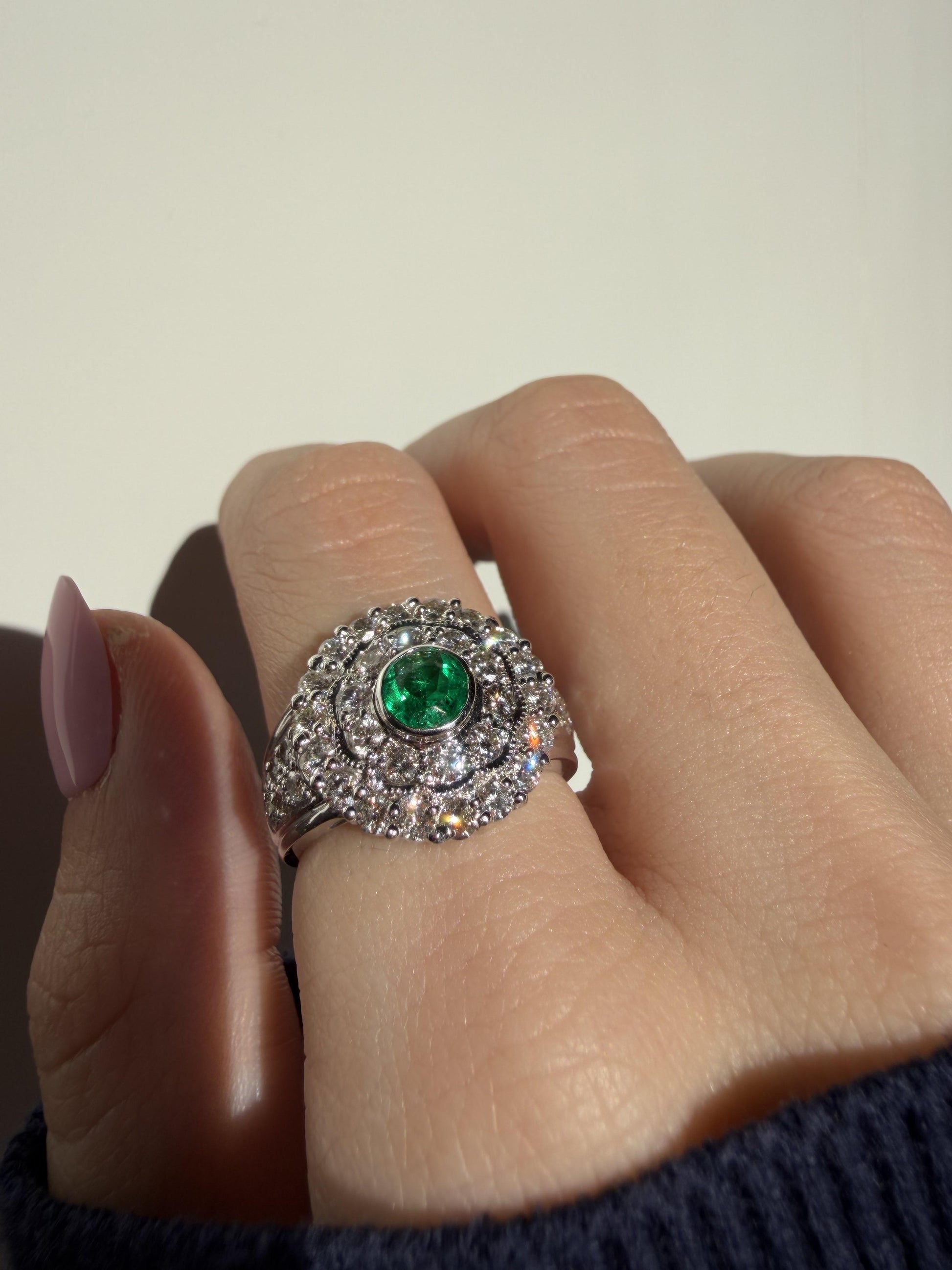 18K White Gold .42 Carat Round Cut Emerald and Diamond Ring - Size 8
