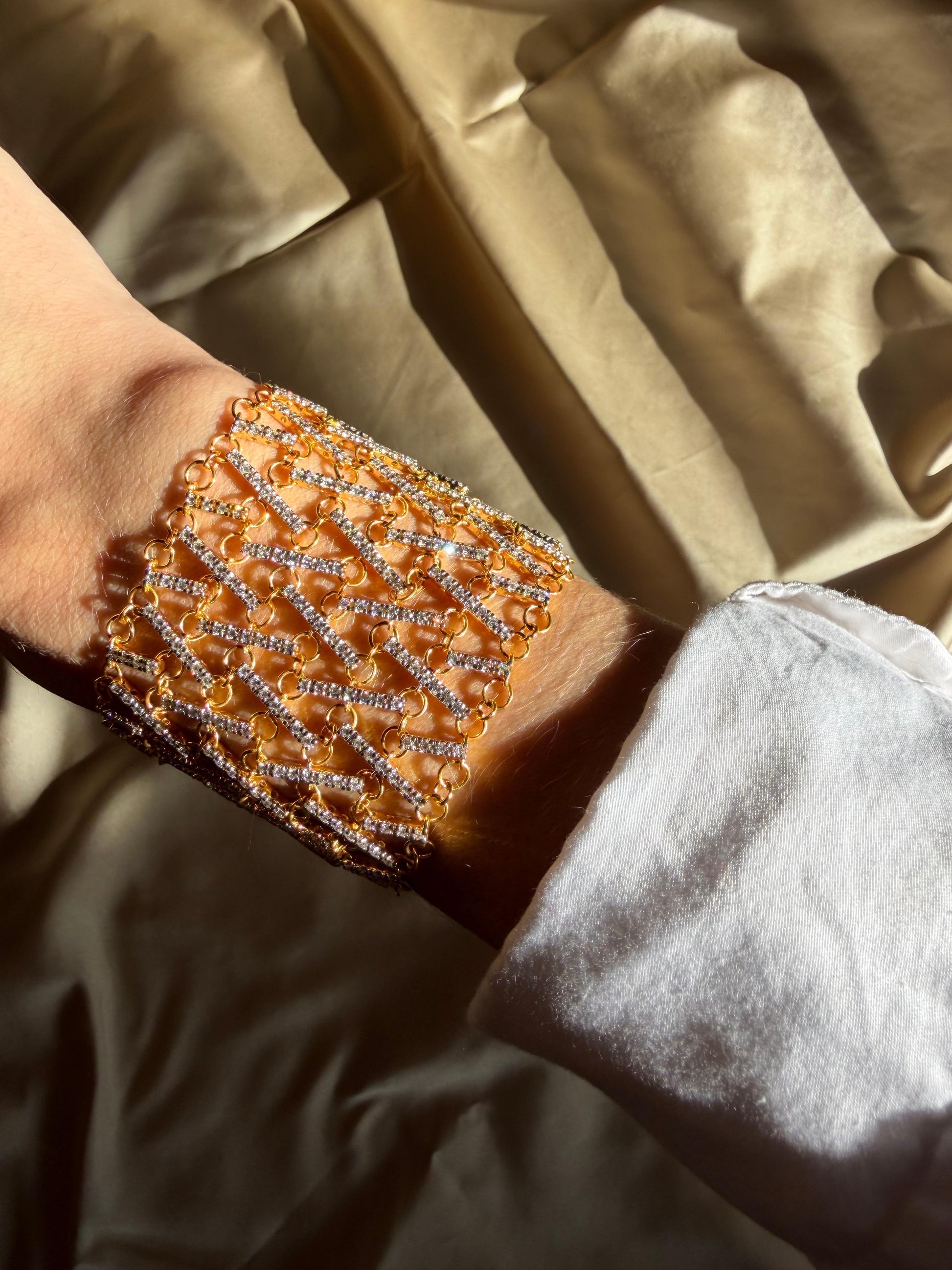 18K Yellow Gold Diamond Lattice Bracelet - 7 inches