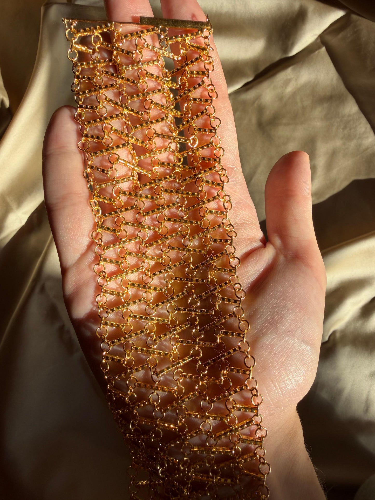 18K Yellow Gold Diamond Lattice Bracelet - 7 inches