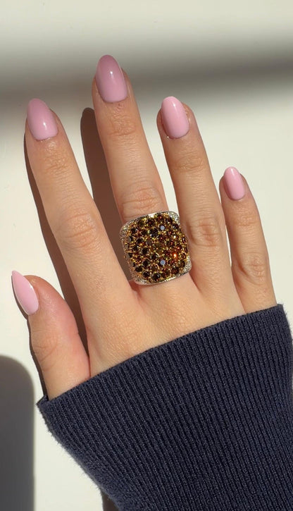 18K Two Tone White and Brown Diamond Wide Band Ring - Size 6.75