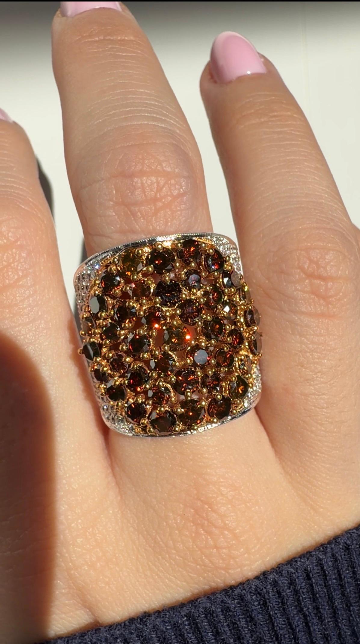 18K Two Tone White and Brown Diamond Wide Band Ring - Size 6.75