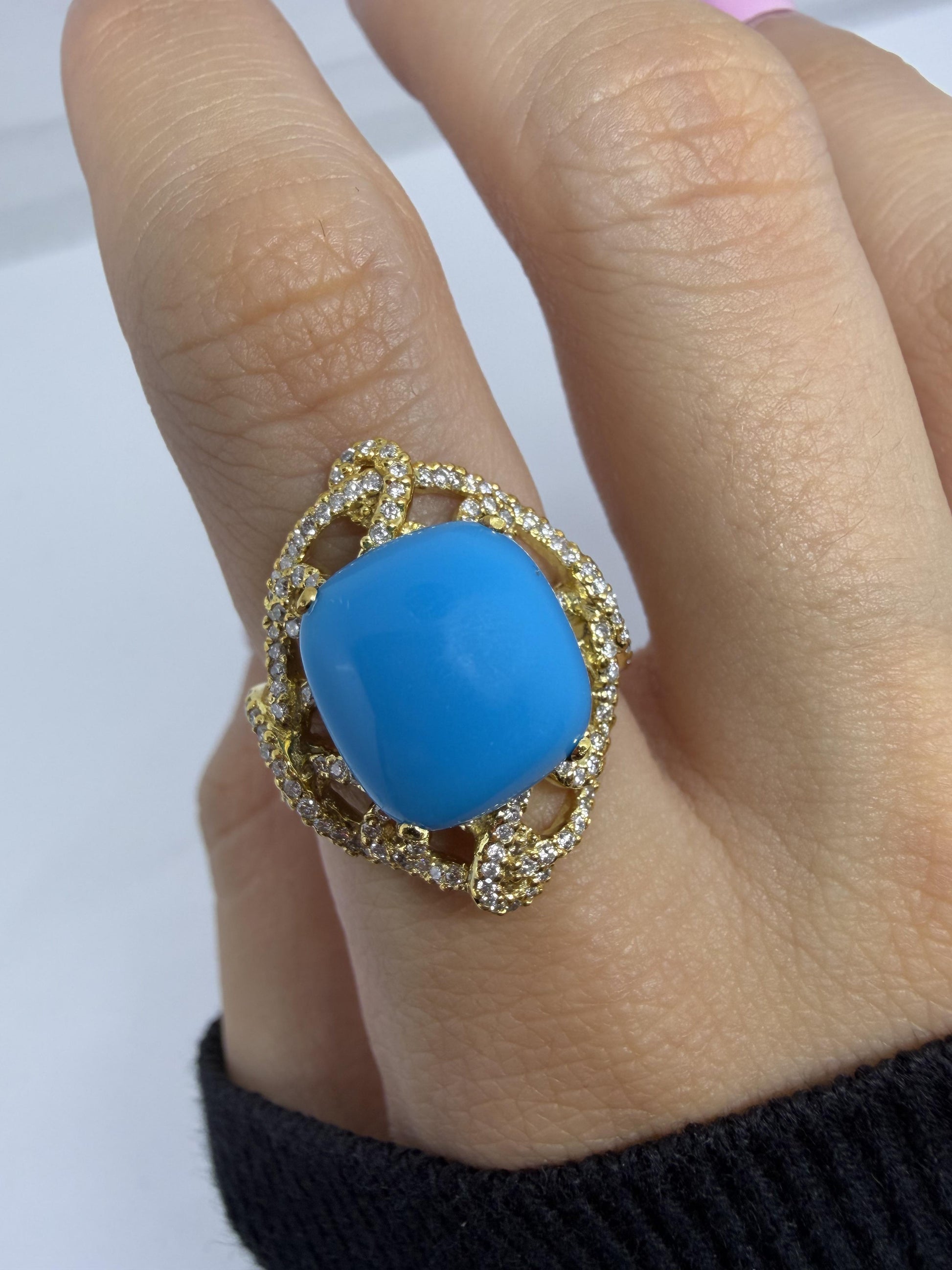 18K Yellow Gold Diamond and Turquoise Ring - Size 6.5