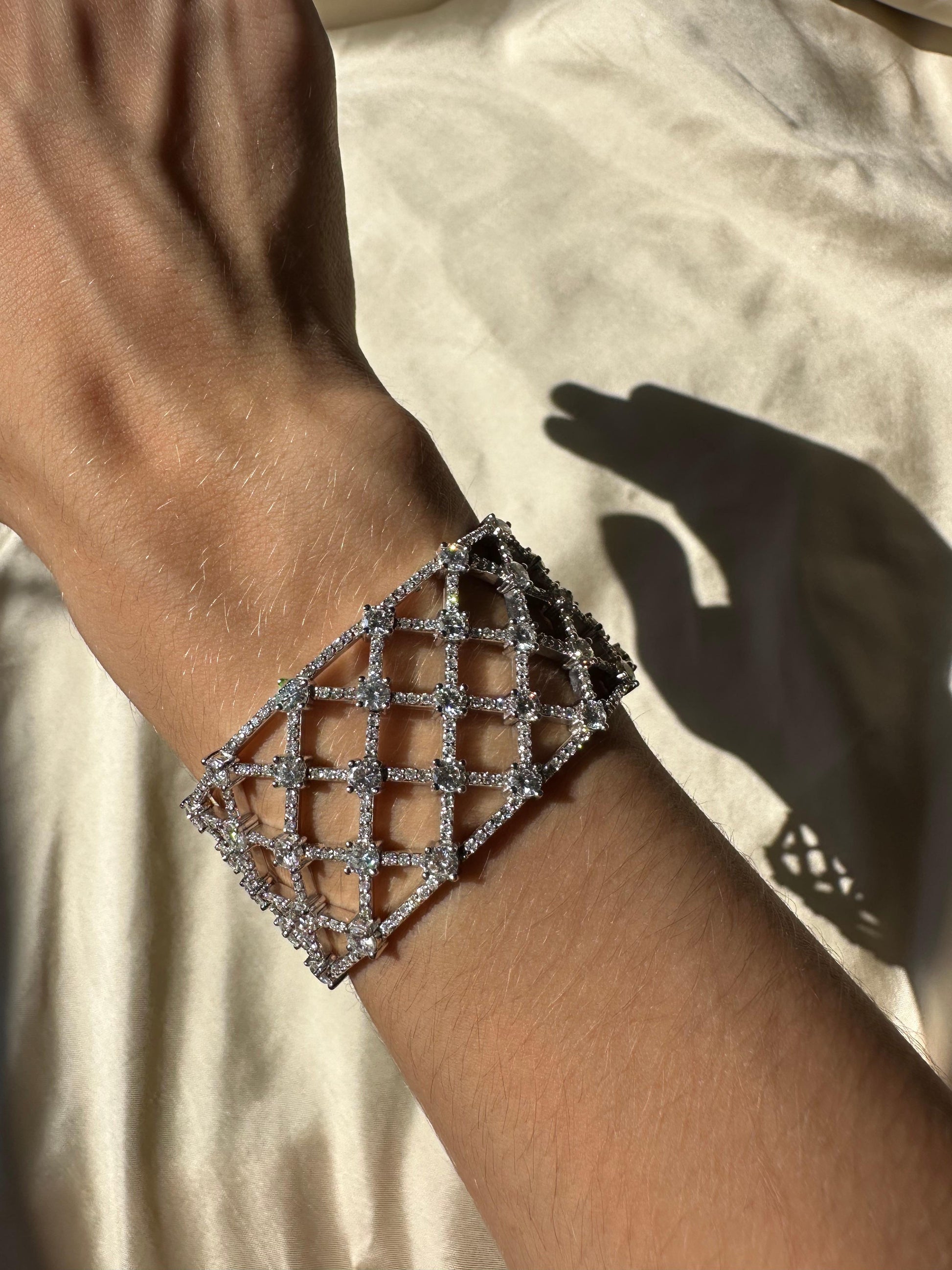 14K White Gold Diamond Lattice Bracelet - 7.25 inches