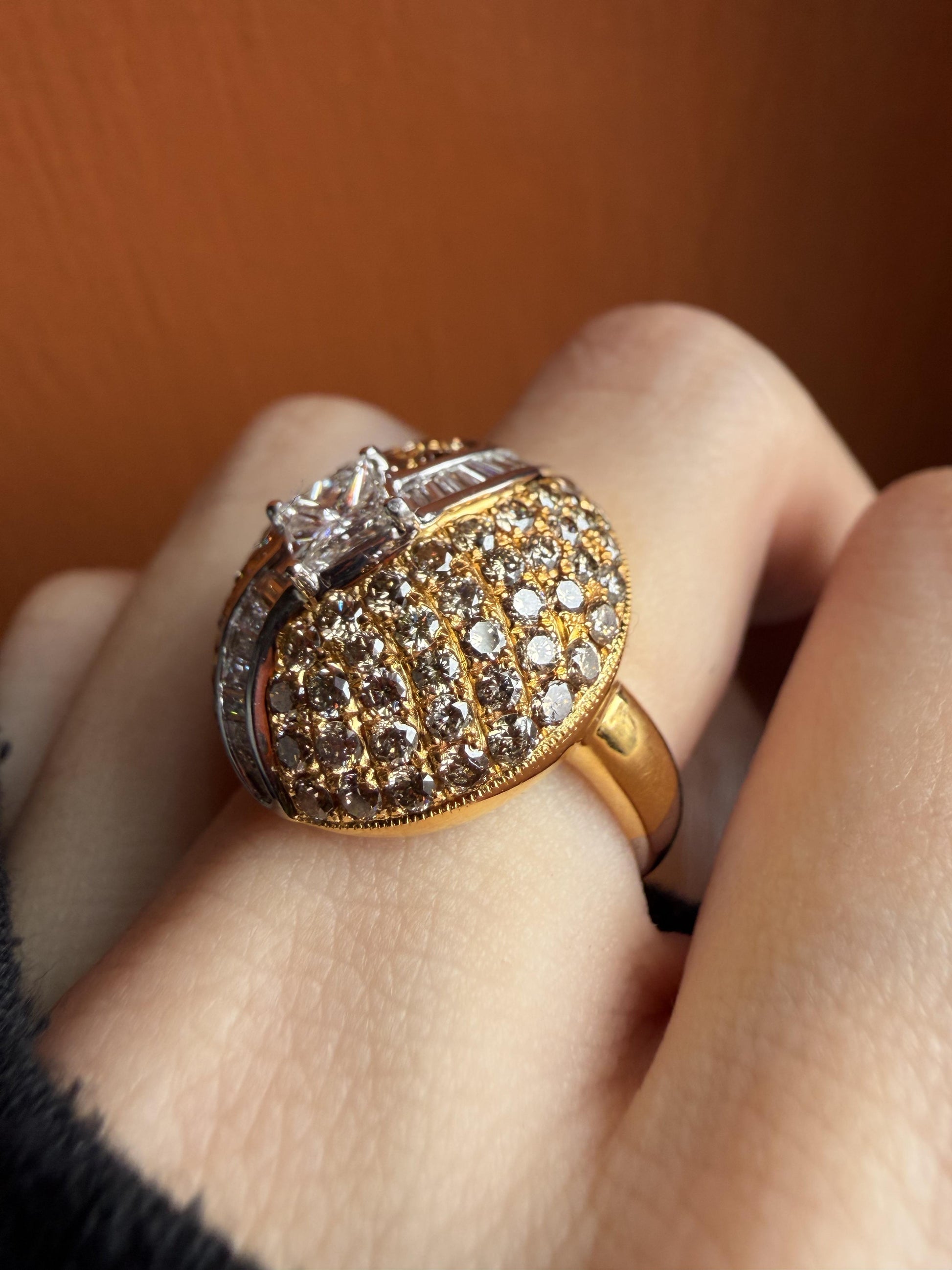 18k Yellow Gold White and Brown Diamond Ring - Size 6.75