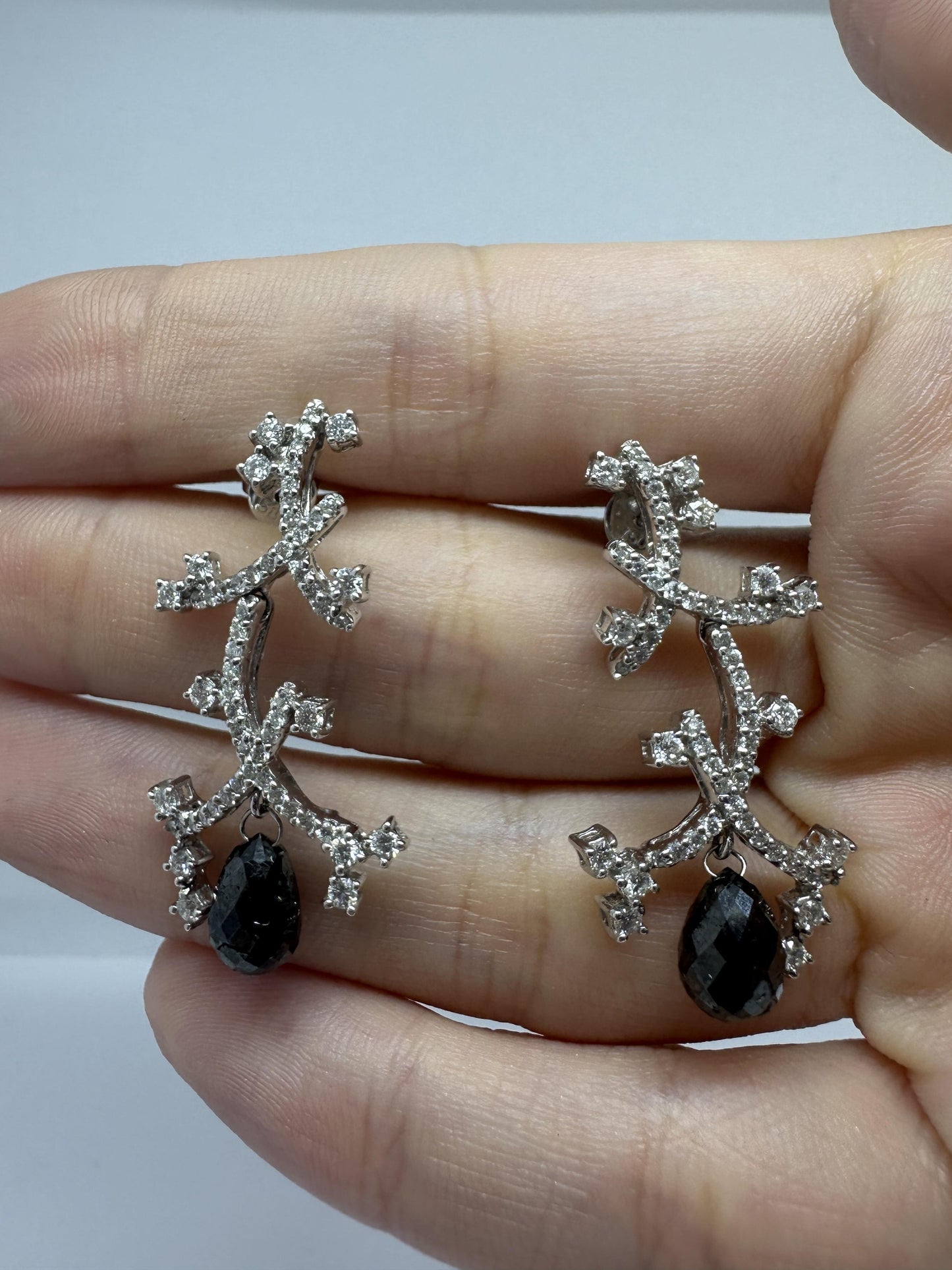 18k Black and White Diamond Earrings