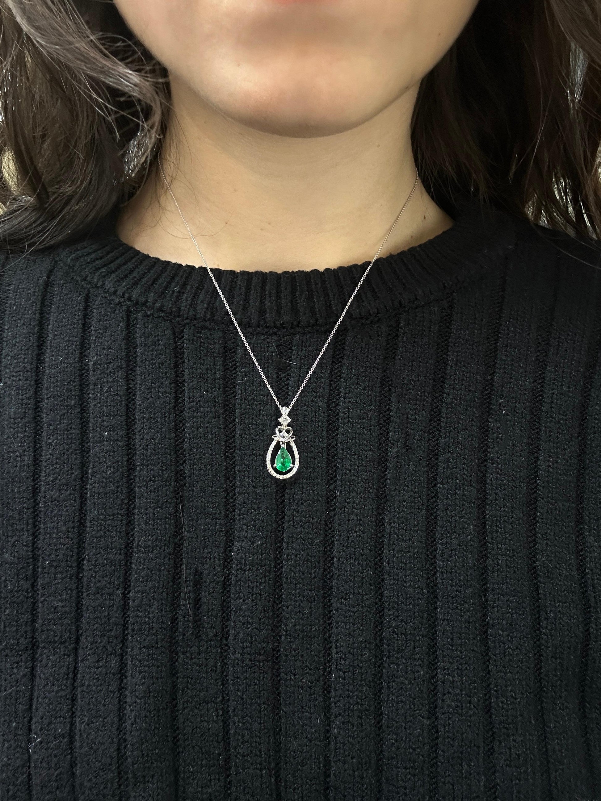 18K White Gold Pear Cut Emerald and Diamond Pendant Necklace