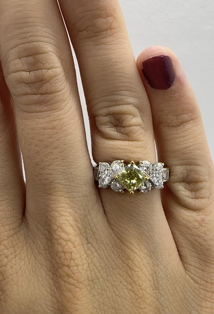 18k Yellow and White Diamond Ring