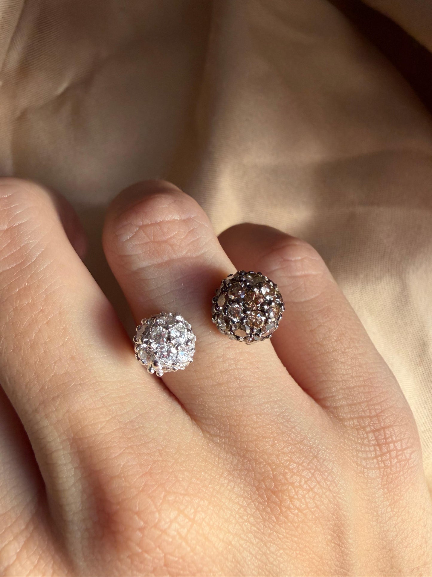 18K White Gold White and Brown Diamond Twin Ring