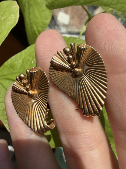 Vintage 1960's 14K Yellow Gold Ear Clips