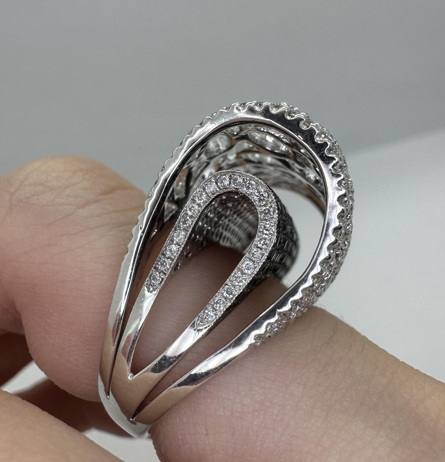 18K White Gold Black and White Diamond Cocktail Ring