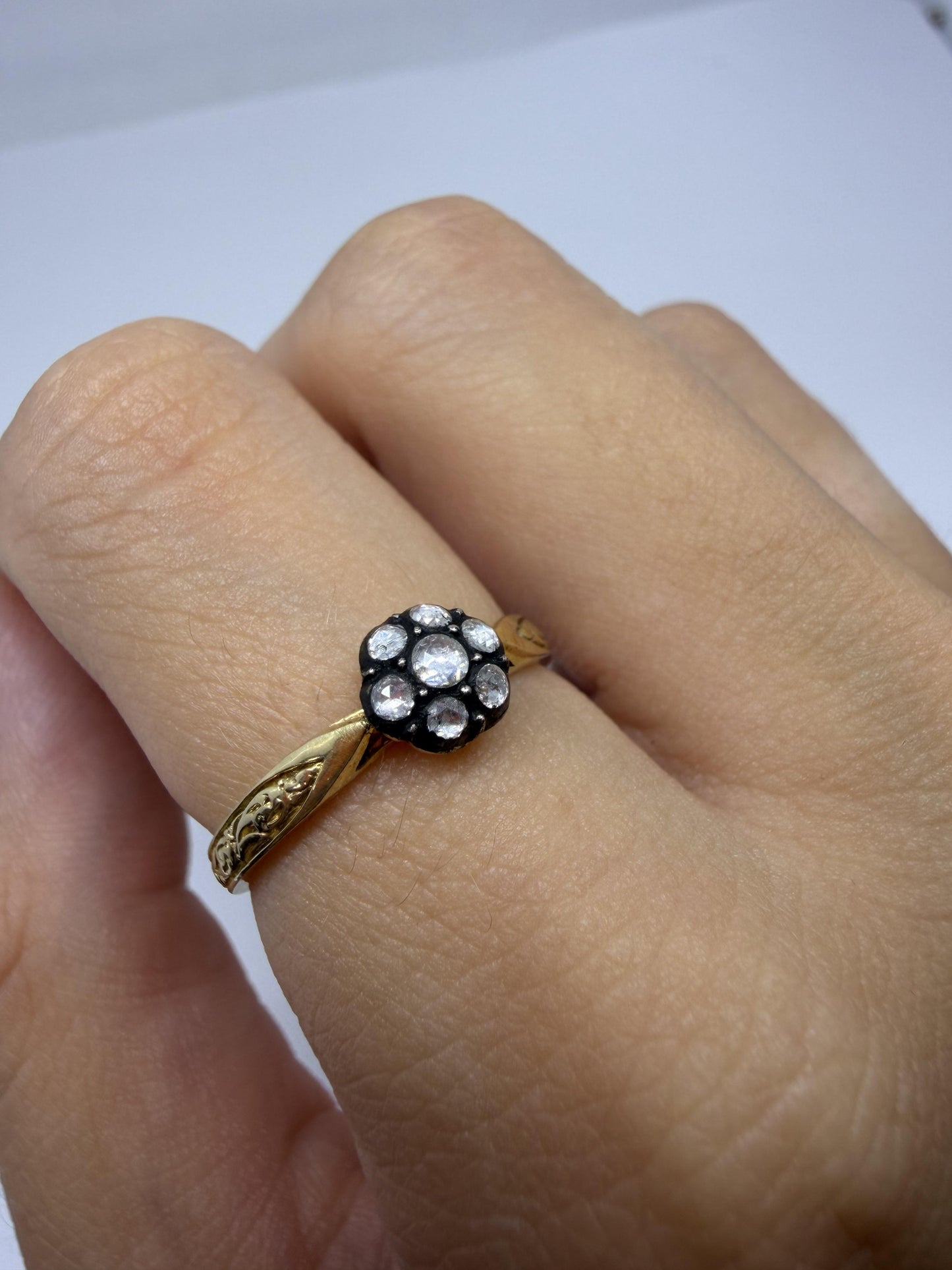 18K Yellow Gold With Silver Top 0.16 Carat Rose Cut Diamond Ring - Size 7.25