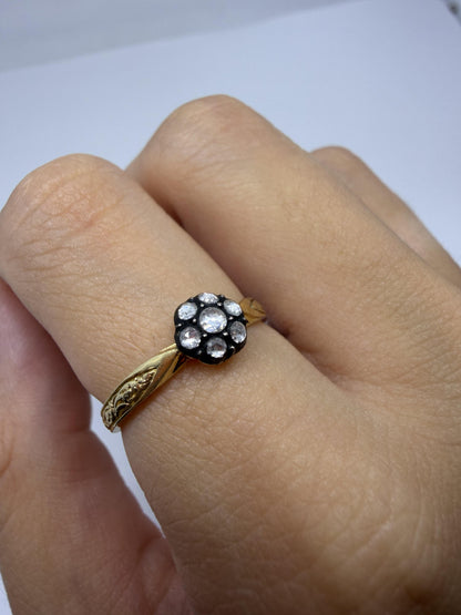 18K Yellow Gold With Silver Top 0.16 Carat Rose Cut Diamond Ring - Size 7.25