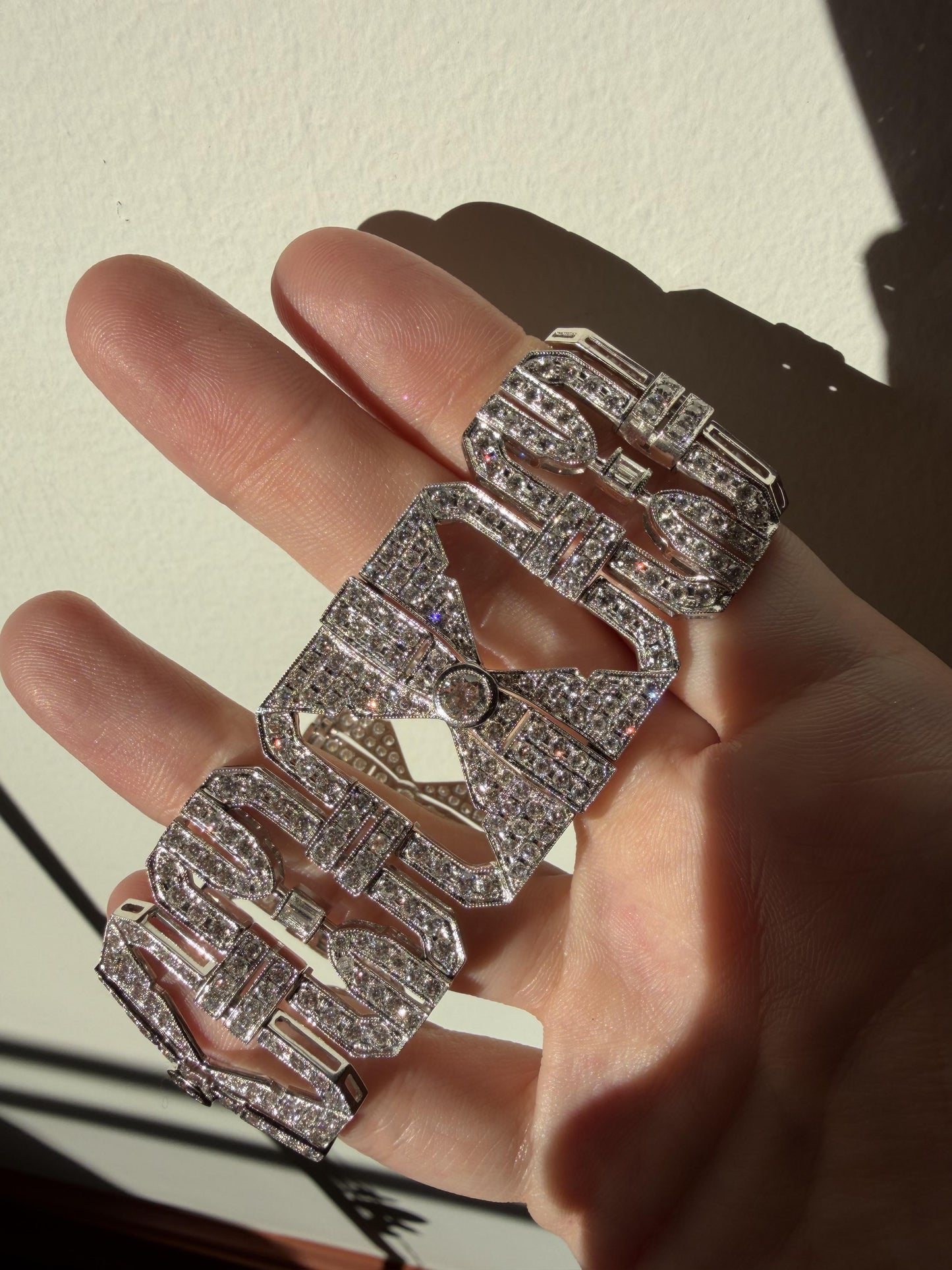 18K White Gold 15.08 Carat Round Cut Diamond Bracelet