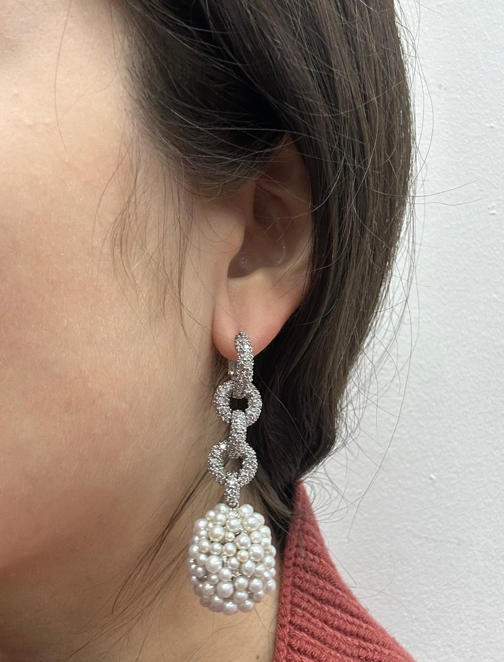 18K White Gold Diamond and Pearl Drop Earrings