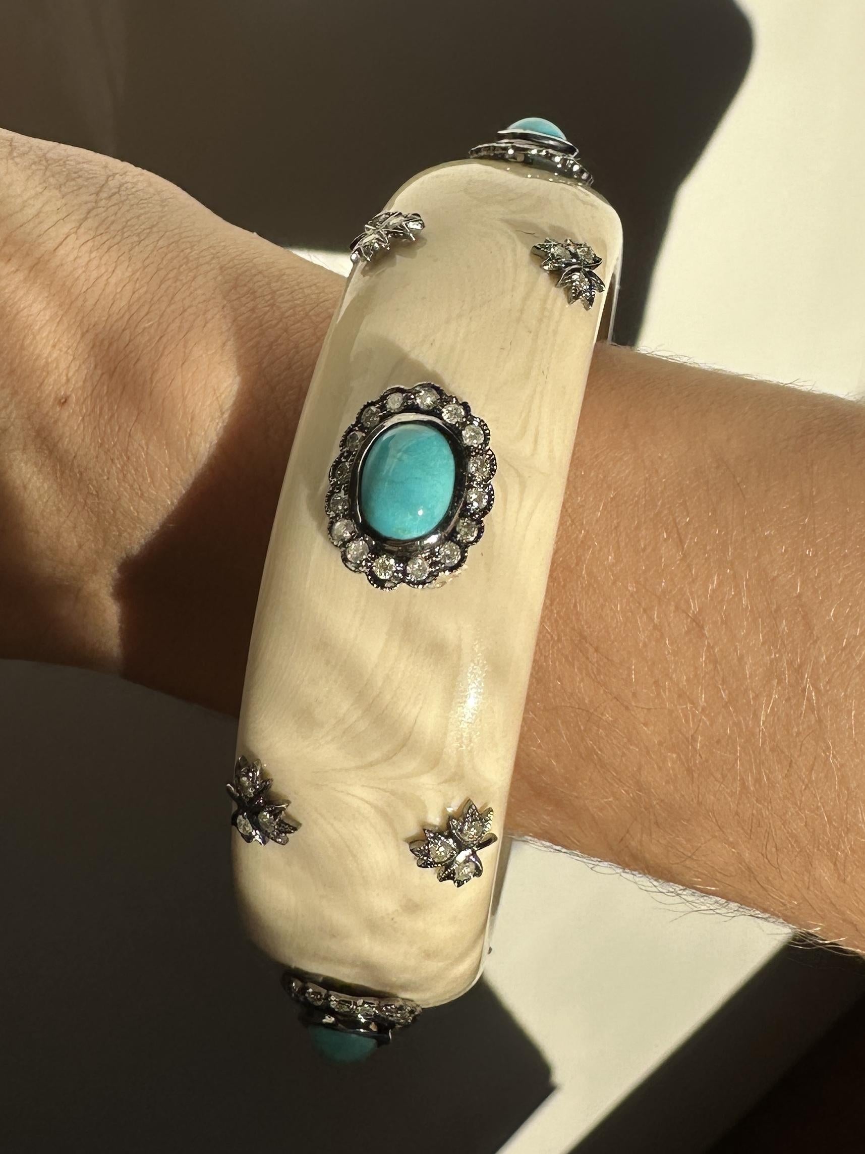 14k Diamond and Turquoise Lucite Bracelet