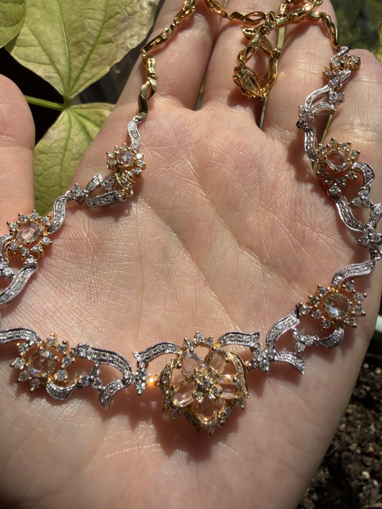 Stunning 18K Two Tone 5.97 Carat Rose Cut Diamond Flower Necklace - 16.5 inches