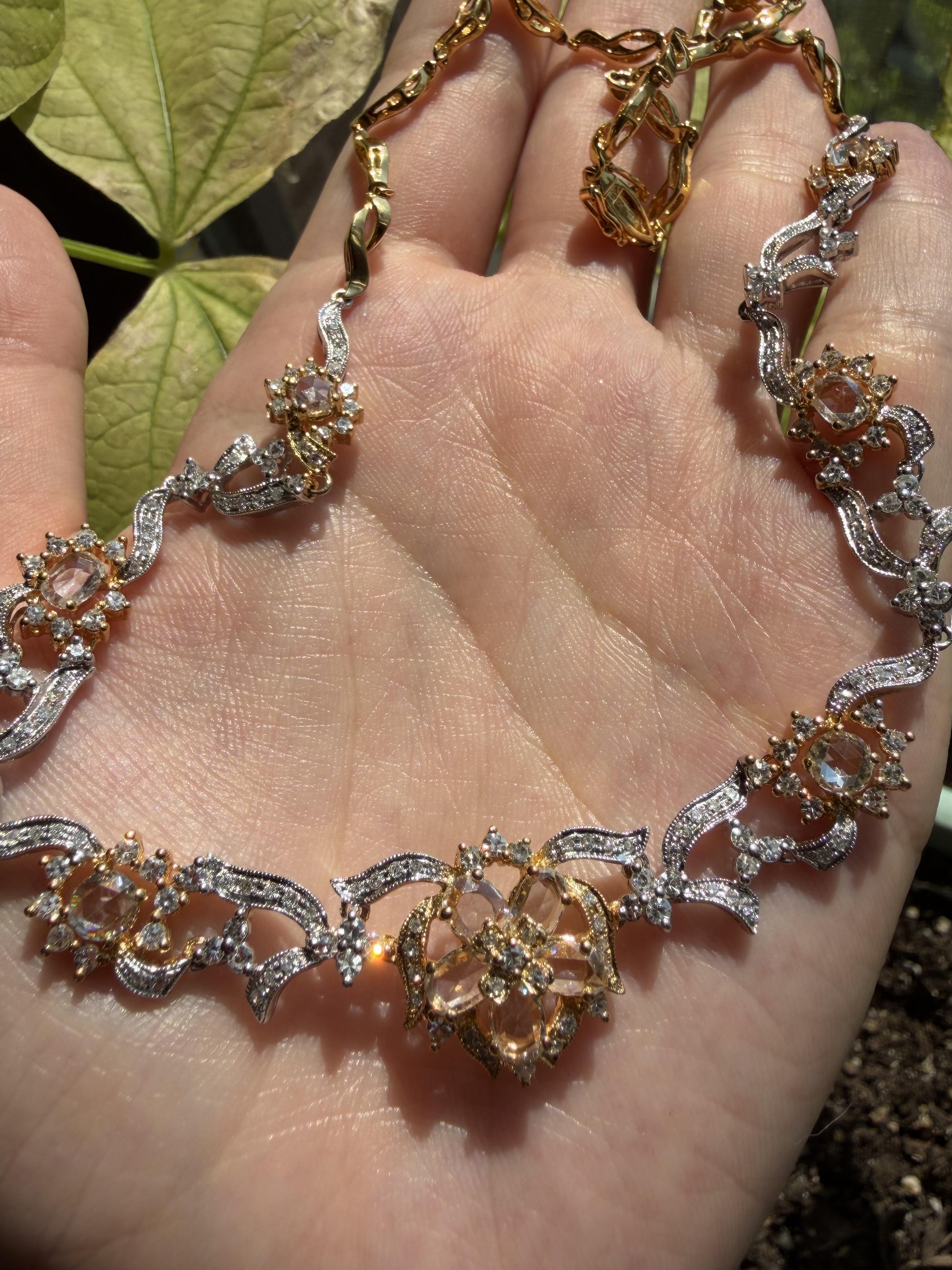 Stunning 18K Two Tone 5.97 Carat Rose Cut Diamond Flower Necklace - 16.5 inches
