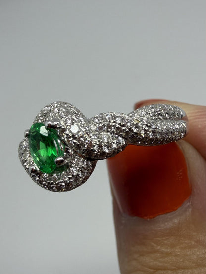 18K White Gold Diamond and Emerald Ring