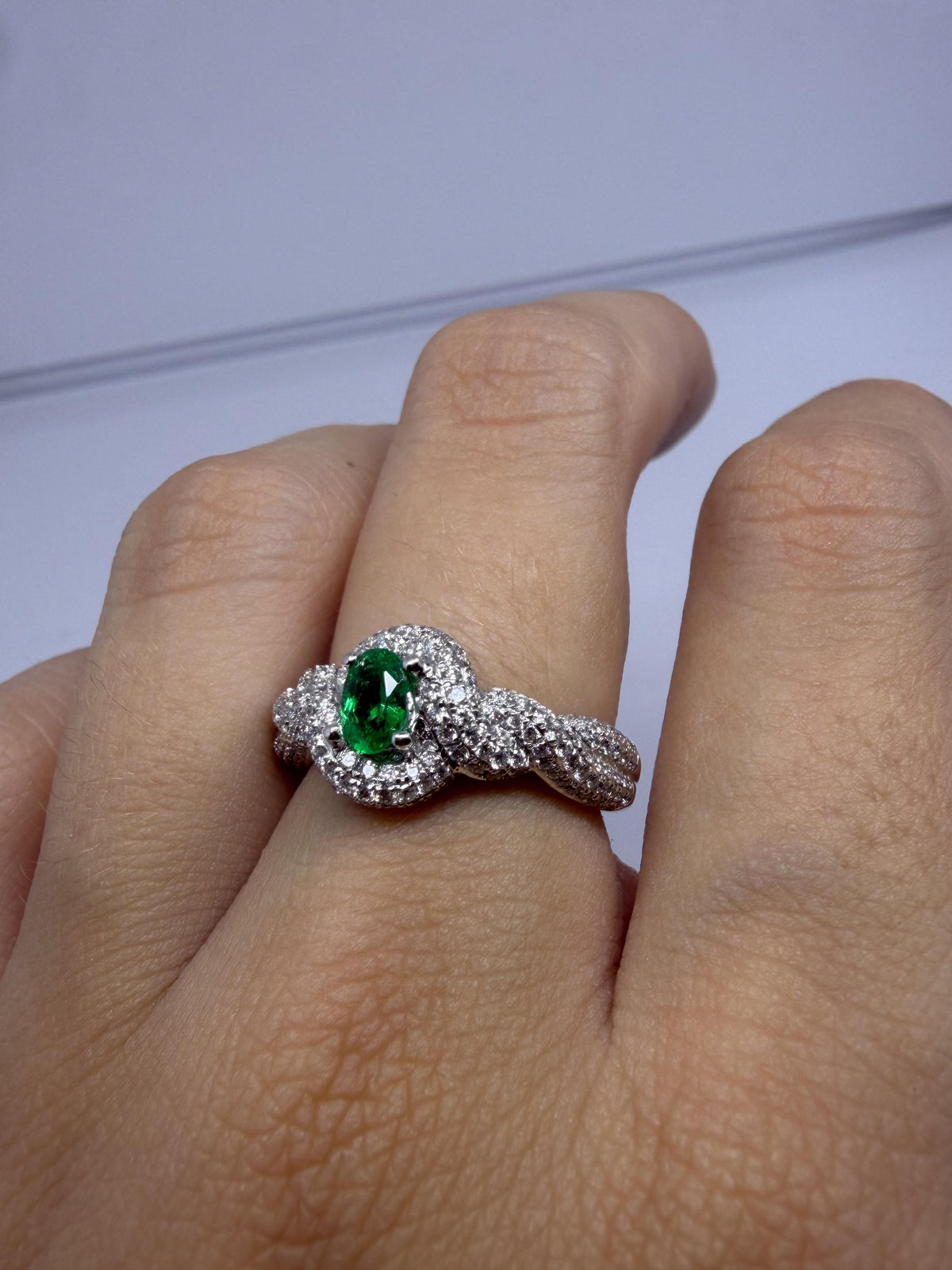 18K White Gold Diamond and Emerald Ring