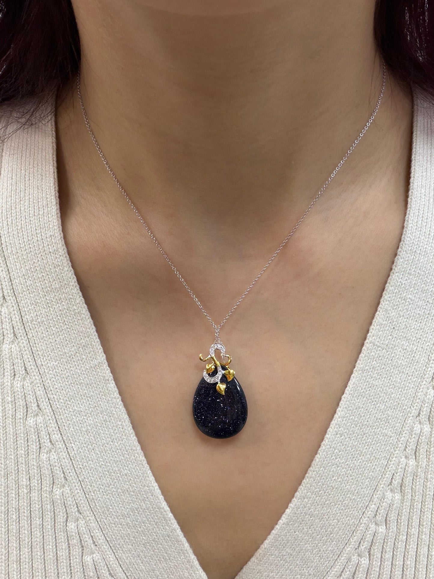 18K Two Tone Gold Diamond & Teardrop Labradorite Pendant Necklace