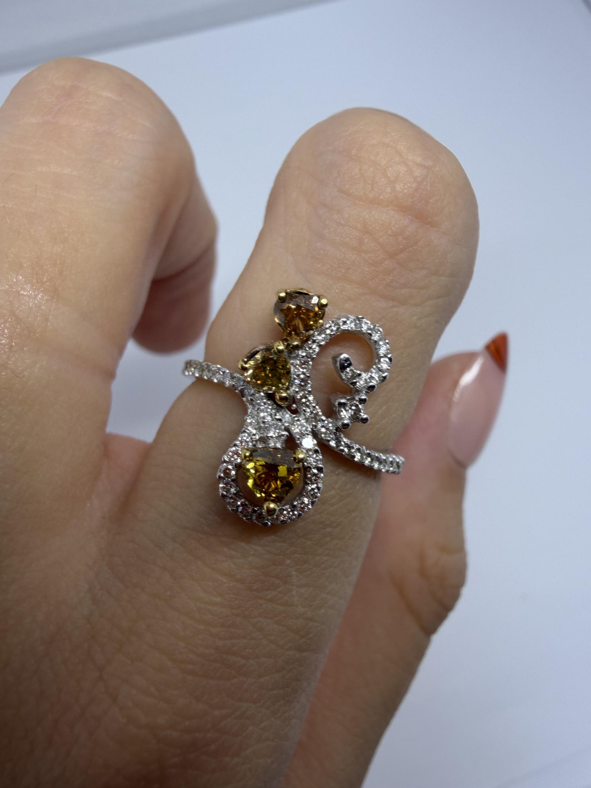 18k White and Brown Diamond Ring