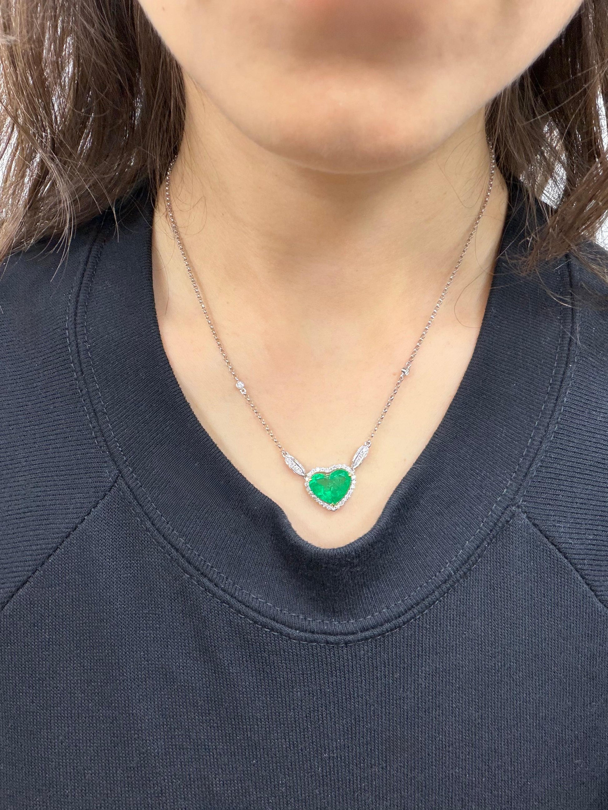 18K Two Tone Diamond and 4.14 Carat Heart Shaped Emerald Necklace