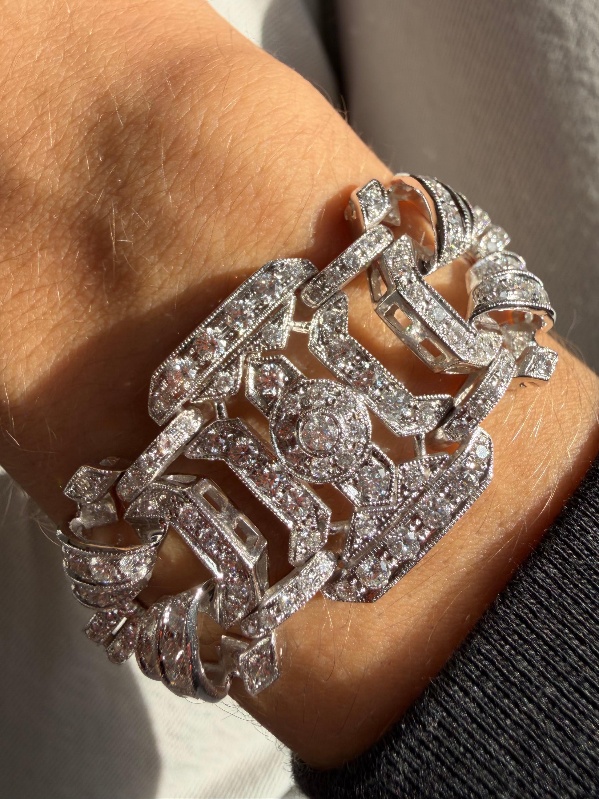 18K White Gold 11.93 Carat Diamond Bracelet - 7 inches