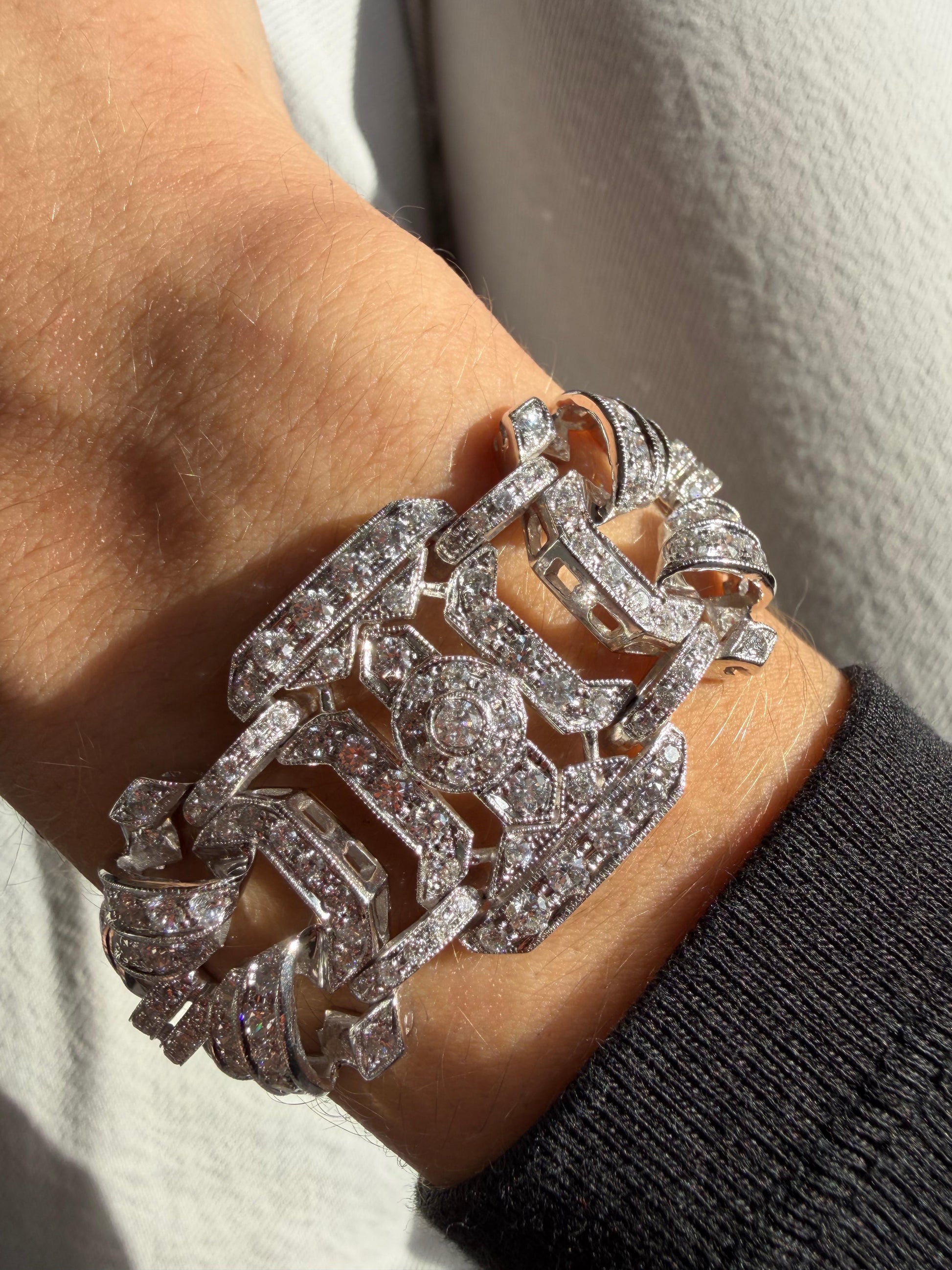 18K White Gold 11.93 Carat Diamond Bracelet - 7 inches