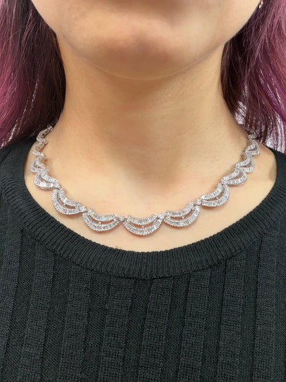 18K White Gold 12.15 Baguette Cut Diamond Choker Necklace