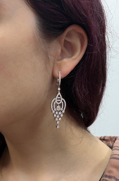 18K White Gold 1.40 Carat Diamond Chandelier Drop Earrings